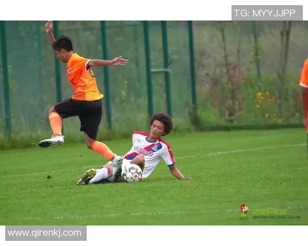 2004年中国足球队与意大利队激战回顾及精彩瞬间分析 2004年中国足球队与意大利队激战回顾及精彩瞬间分析