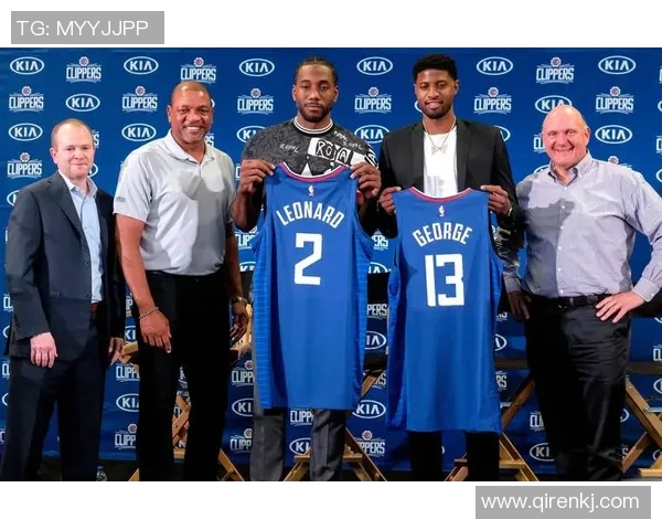 快手直播NBA精彩对决快船与雷霆激烈碰撞全场回顾 快手直播NBA精彩对决快船与雷霆激烈碰撞全场回顾